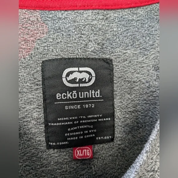 ECKŌ UNLTD Men T Shirt Size XL CAMO Short Sleeve In GREAT Condition - Picture 3 of 10